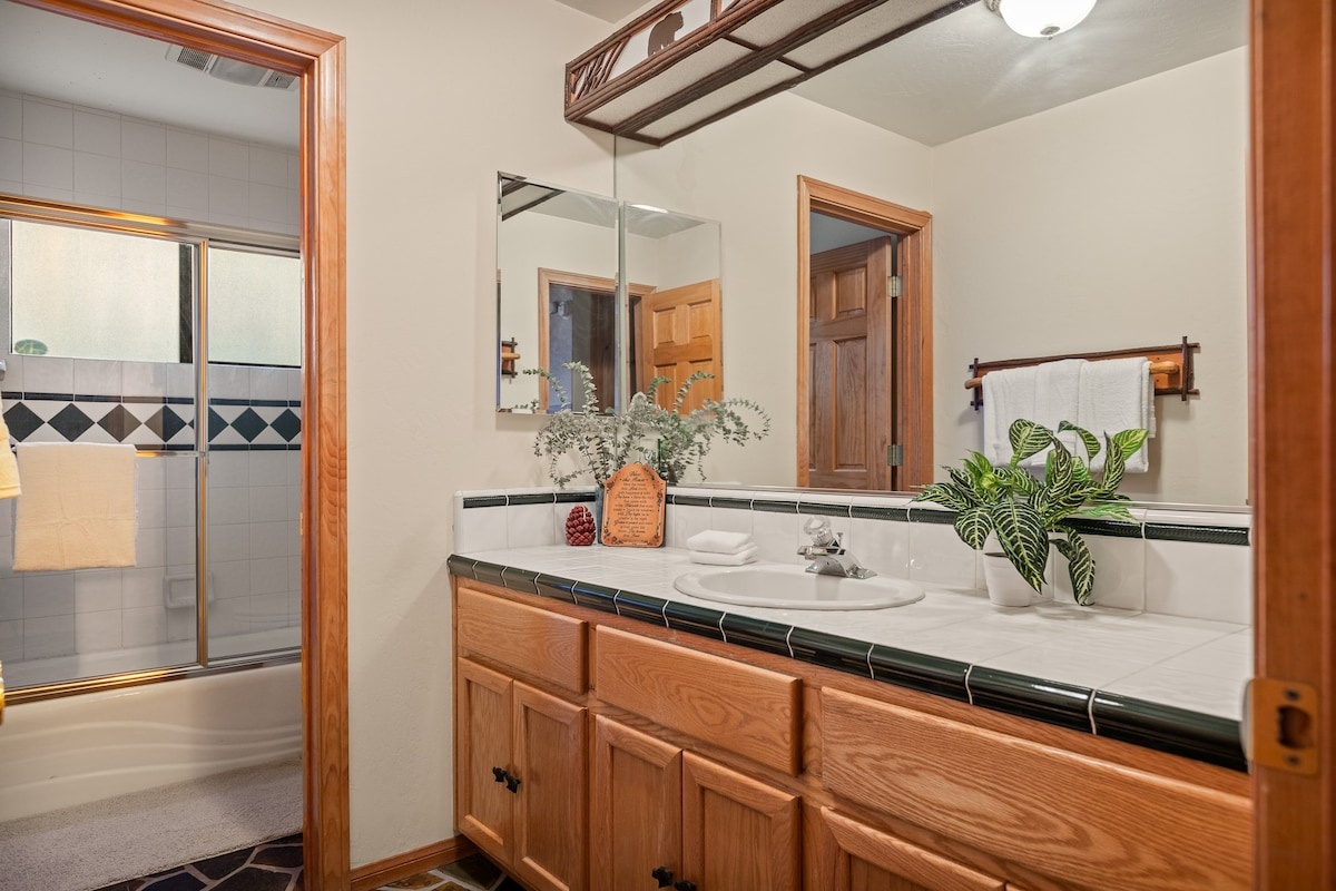 Lakeview photo 45