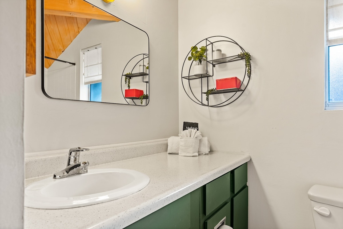 Canyon Crest photo 29