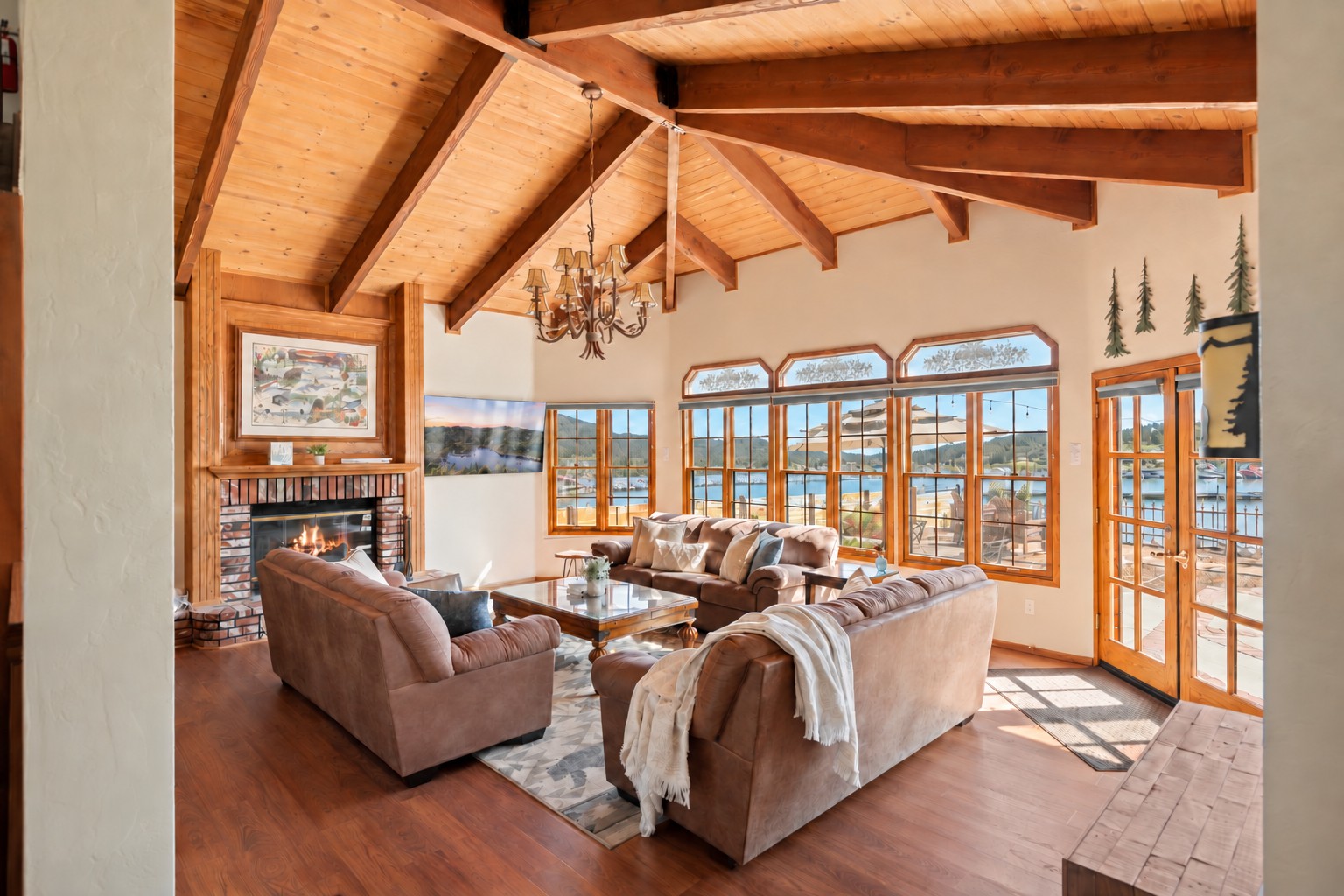 Lakehouse photo 7