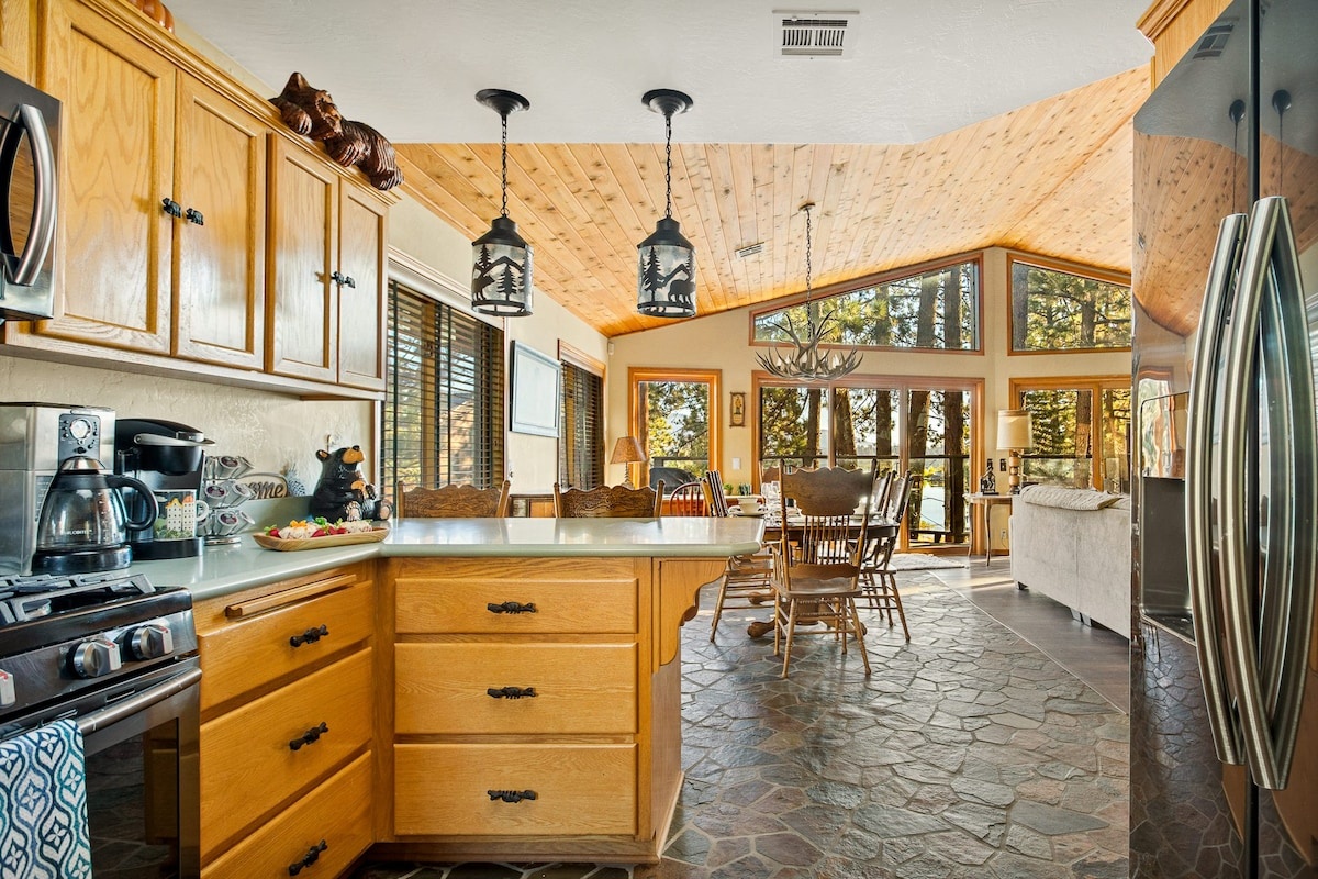 Lakeview photo 11