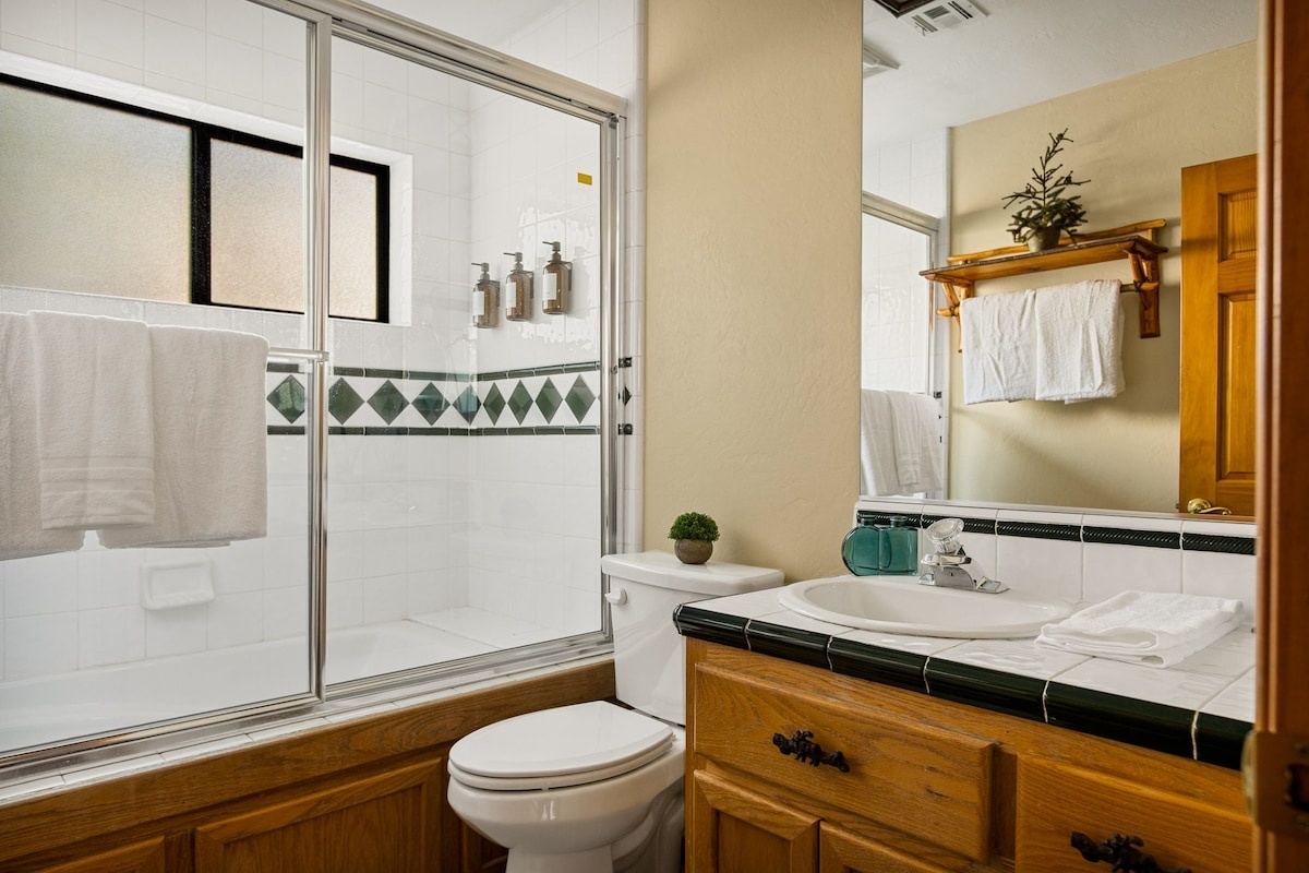 Lakeview photo 37